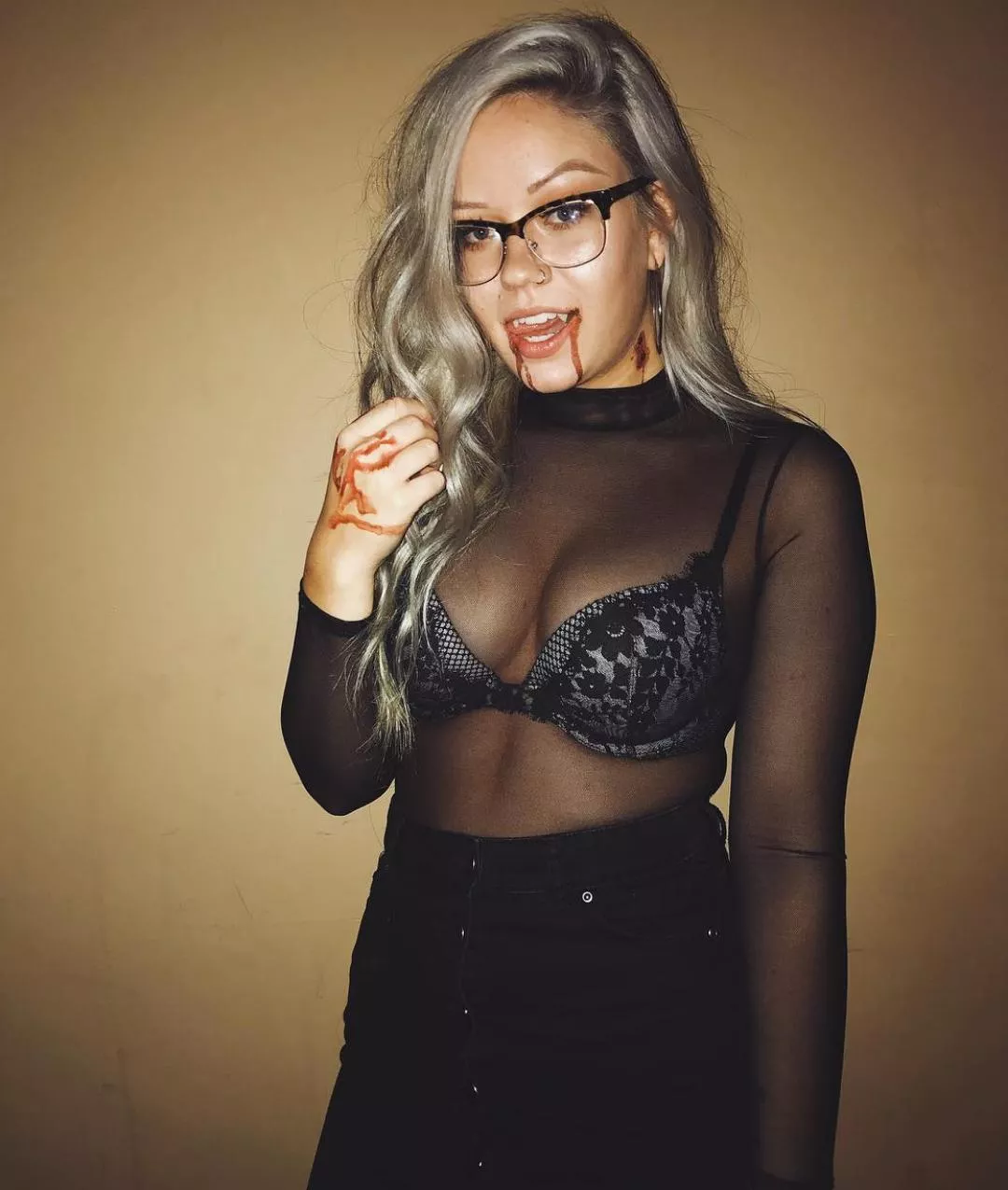 (27f) I bite 😈