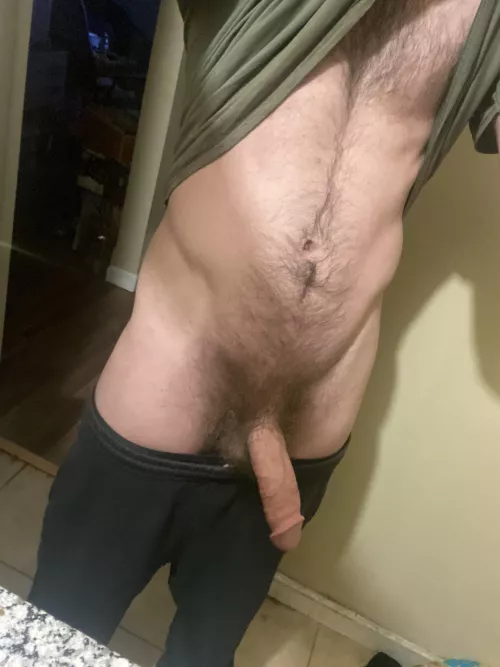 28 Em i to hairy ???