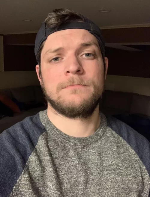 (28) I’ll smile in the next one, my eyes just looked good