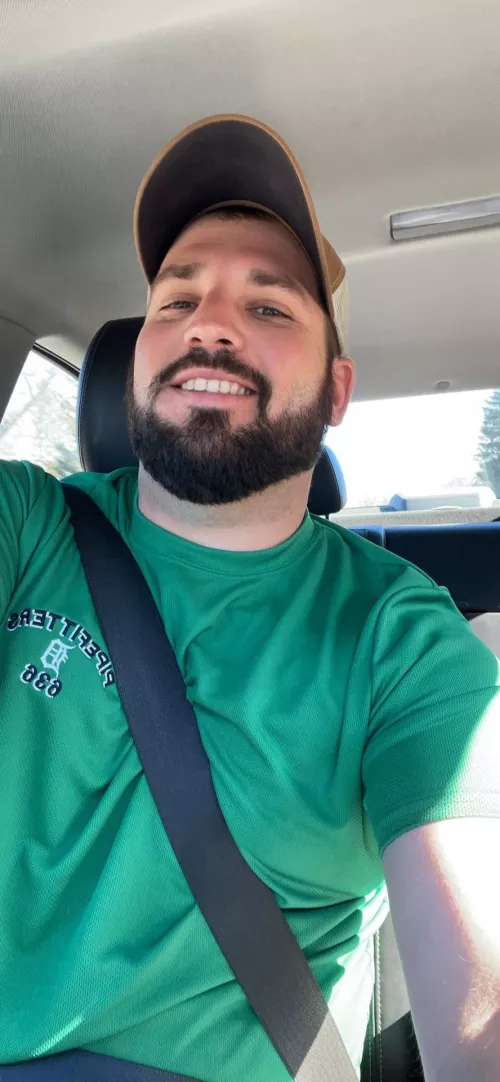 29m 25 F looking for a woman to help my gfs cuckqueen fantasies a reality. Metro detroit, Mi