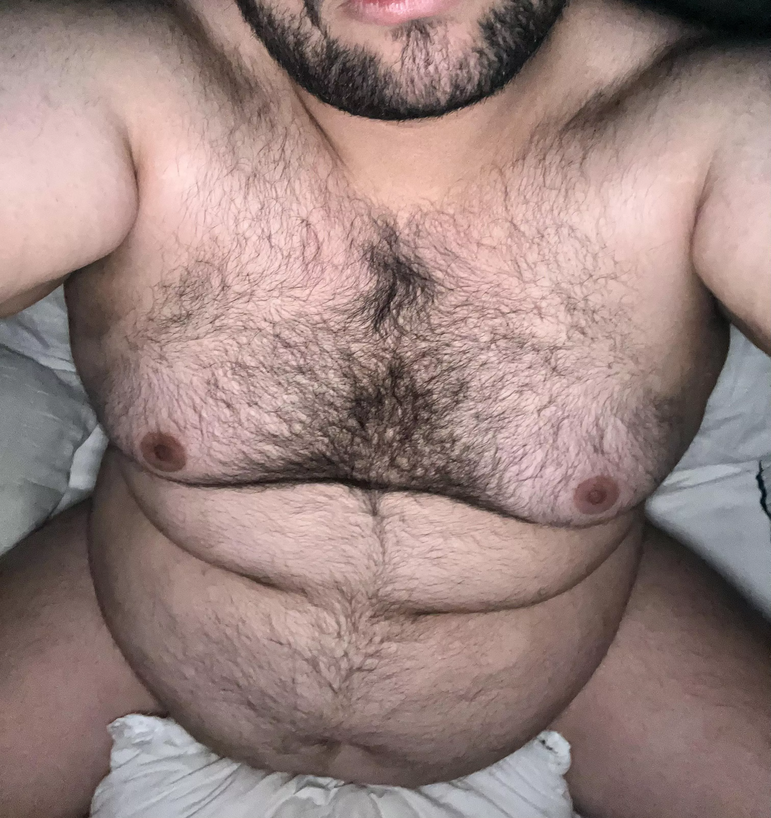 29M. Since my first pic went well, here’s another. DMs open😚