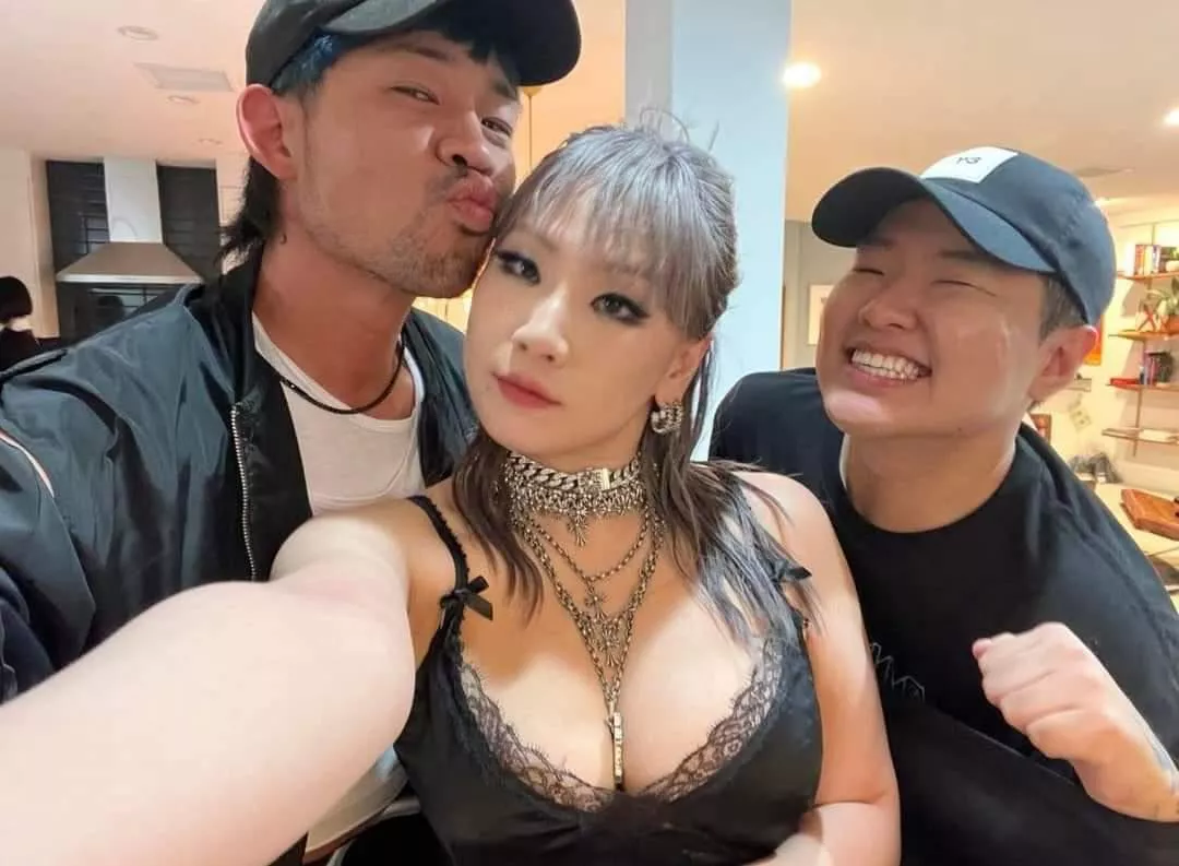 2NE1 - CL