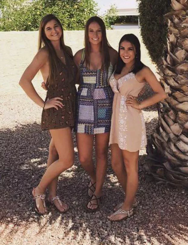[3] Dress Friends