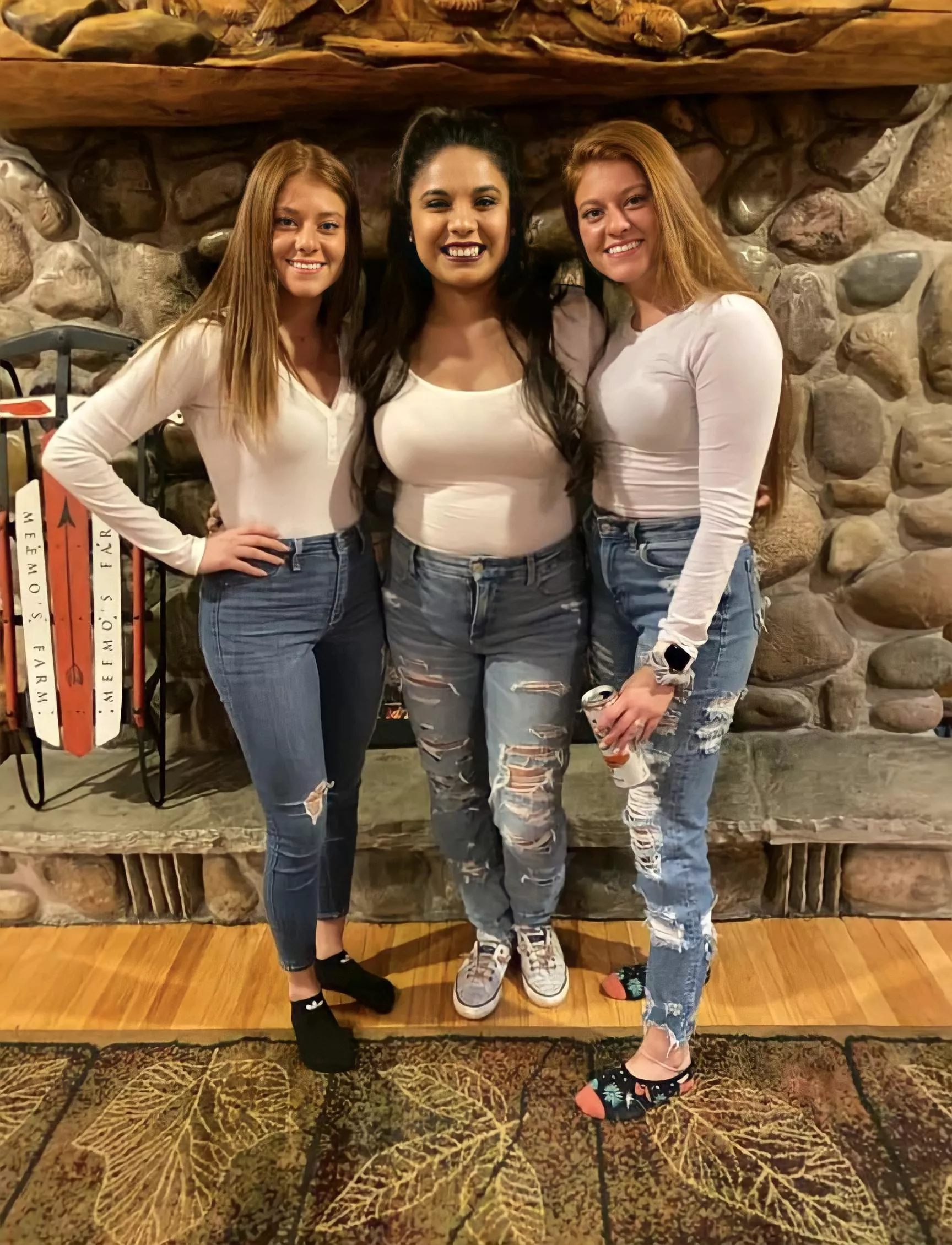 [3] - Girls night