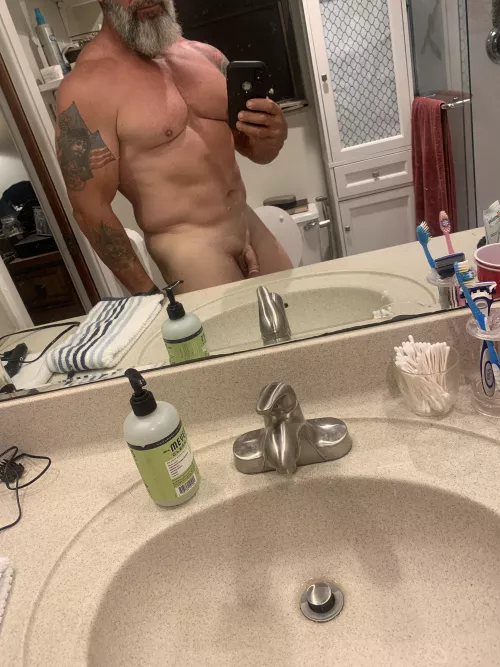 3 months after trimming my beard ( big mistake) it’s coming back strong!