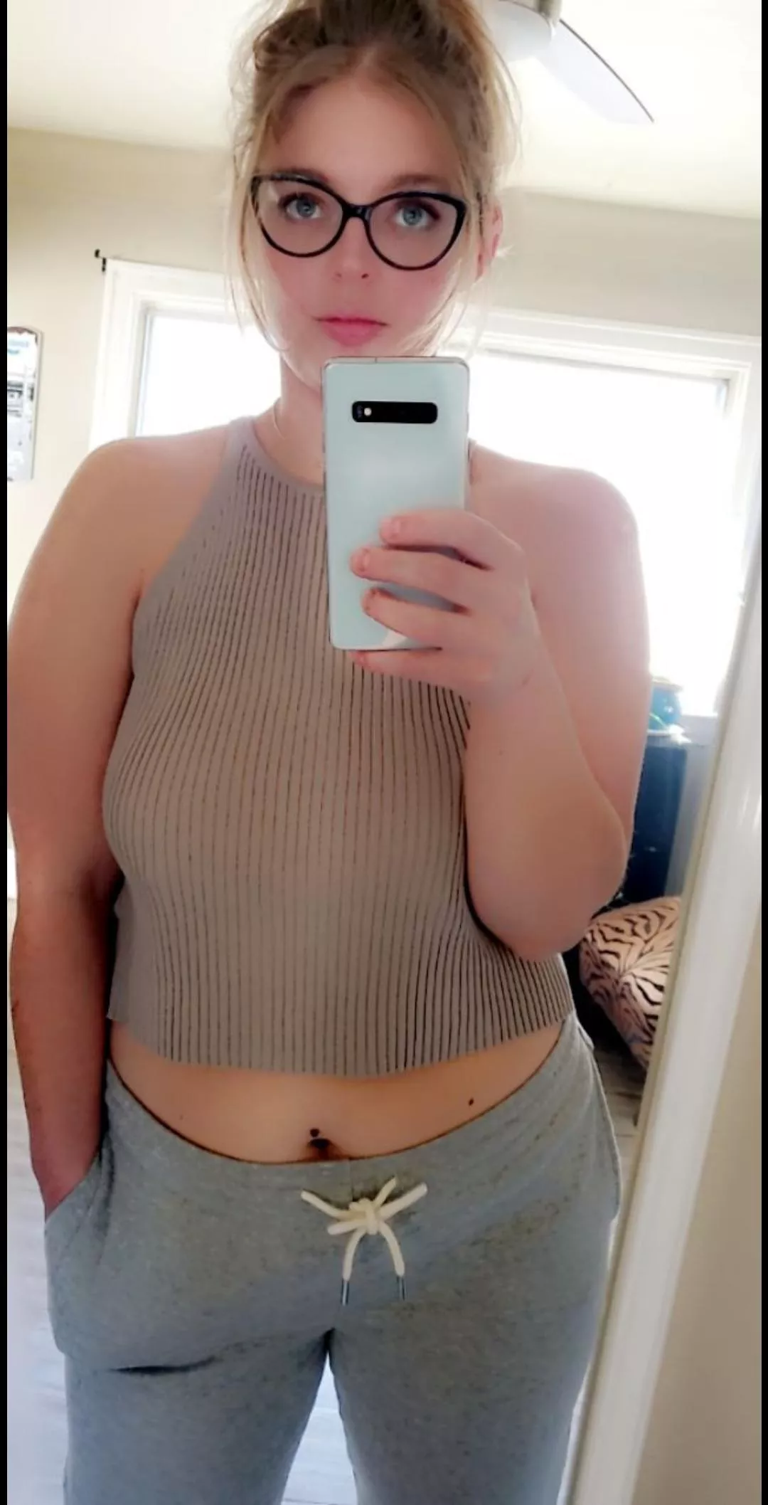 👻 (30F)