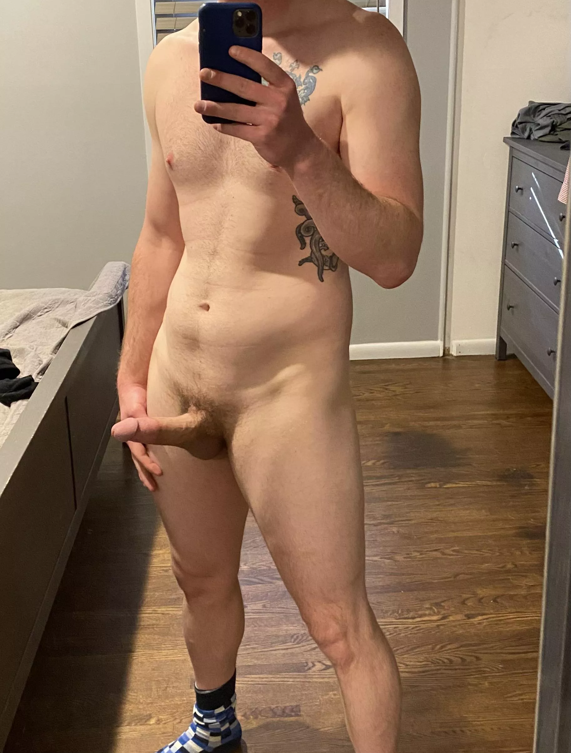 [31] How about full frontal Friday! DMs are open bros
