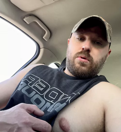 (32) Country bro here