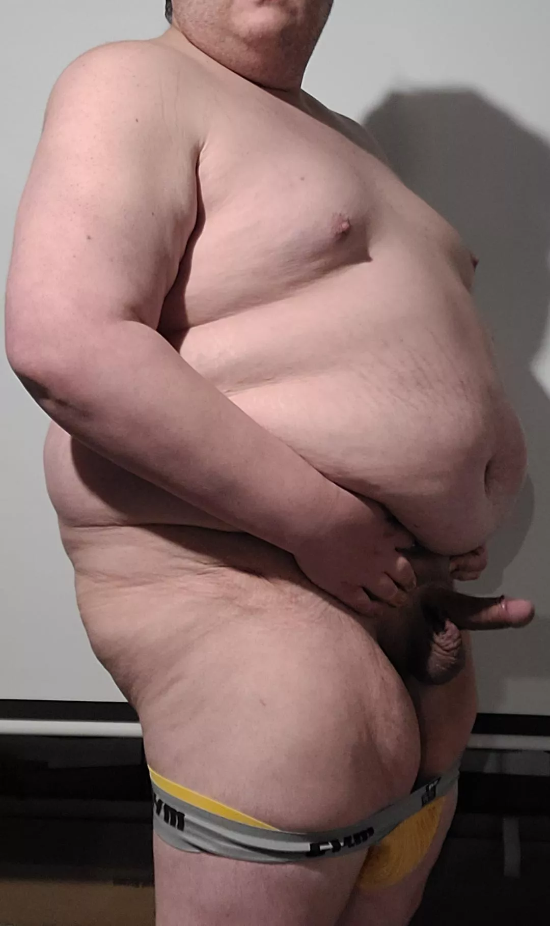 [33]