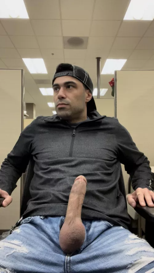 [35] not a bad Monday.