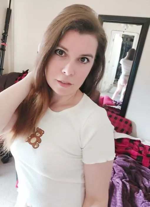 38 yr old mom of 3.
