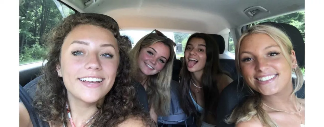 [4] little sluts, who’s the hottest?