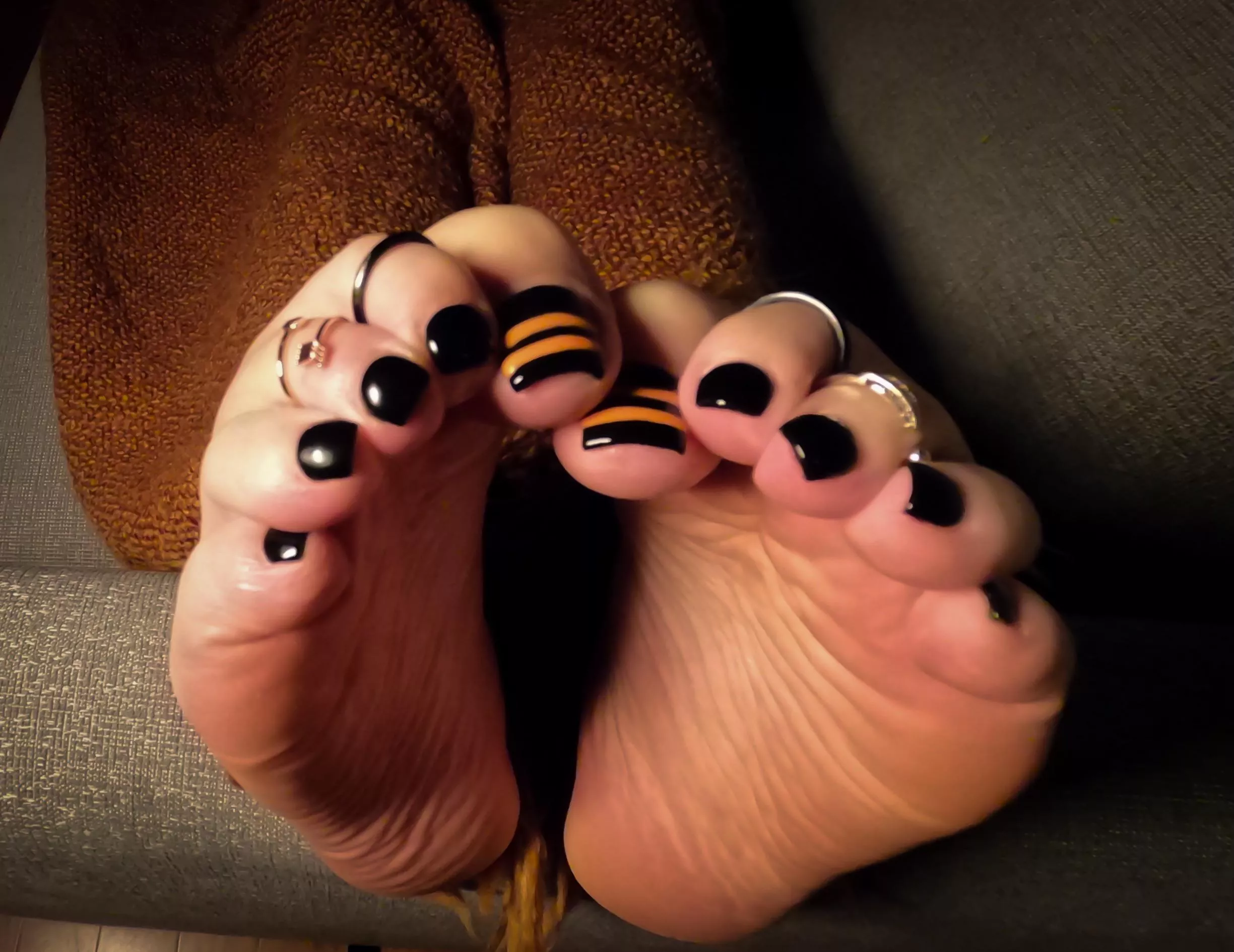 4 Toe Rings