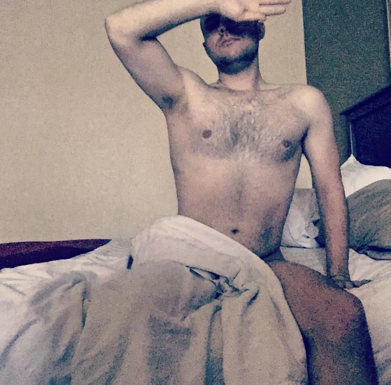 40m experienced bull seeking hotwives, I can travel