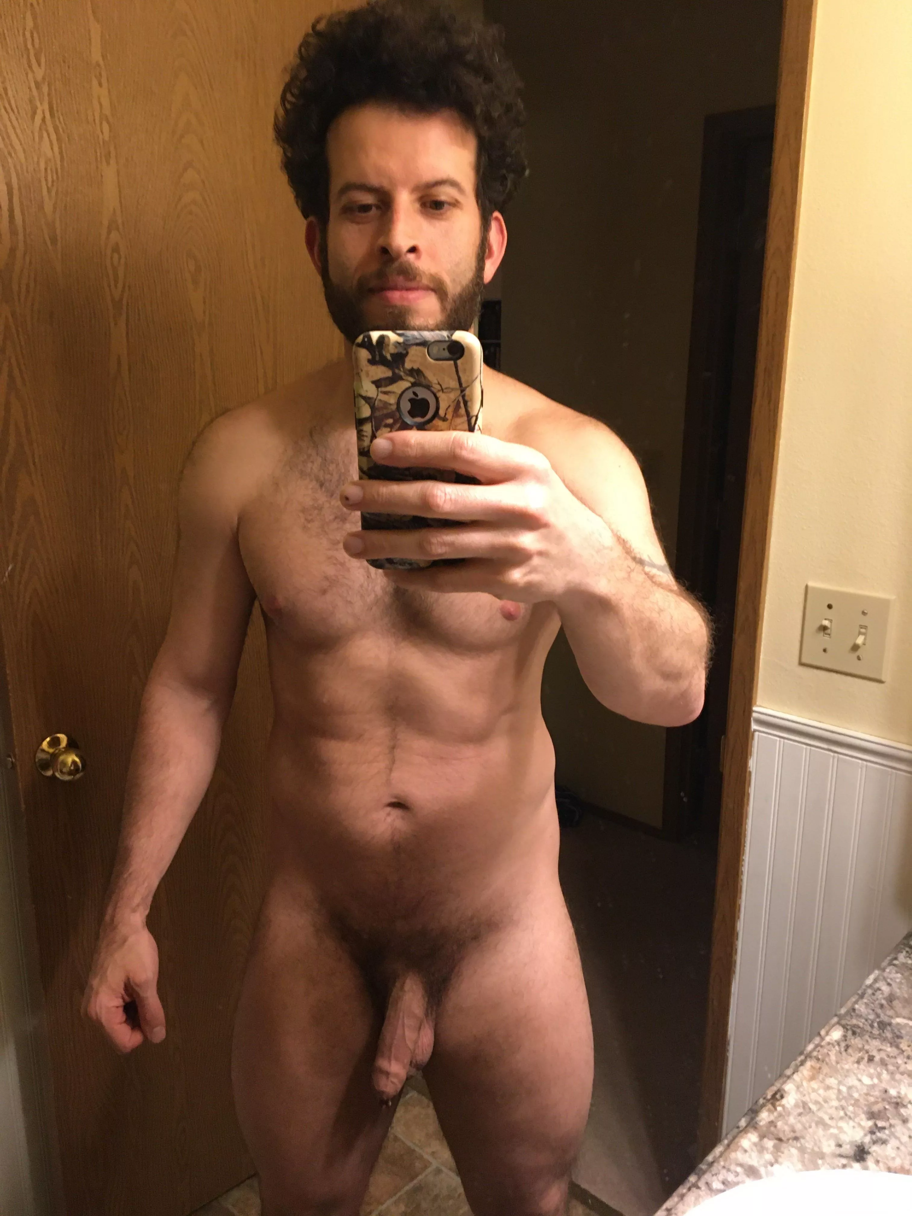 41M/185/5’11” Is everything looking okay?