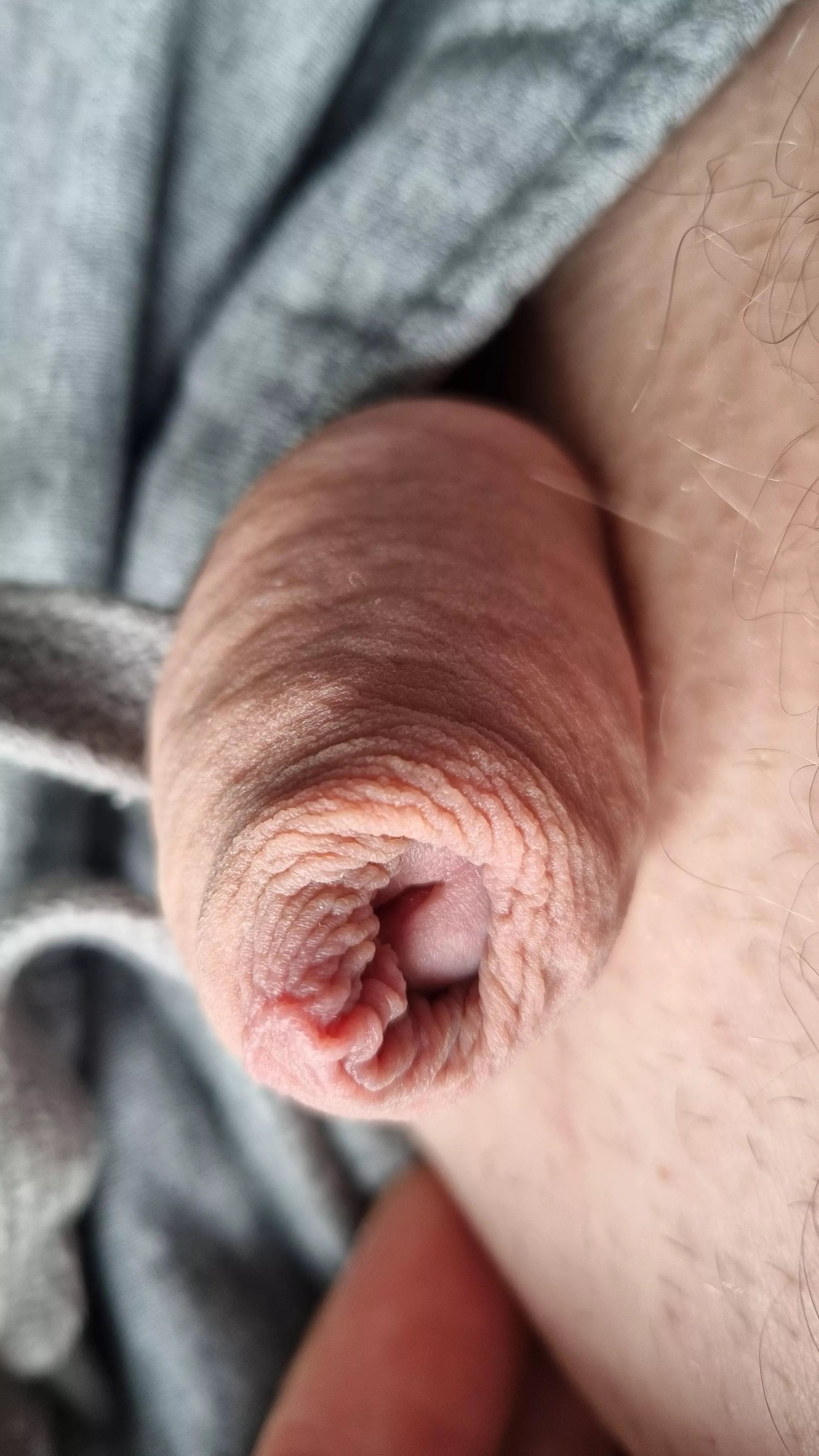 (44) Very close