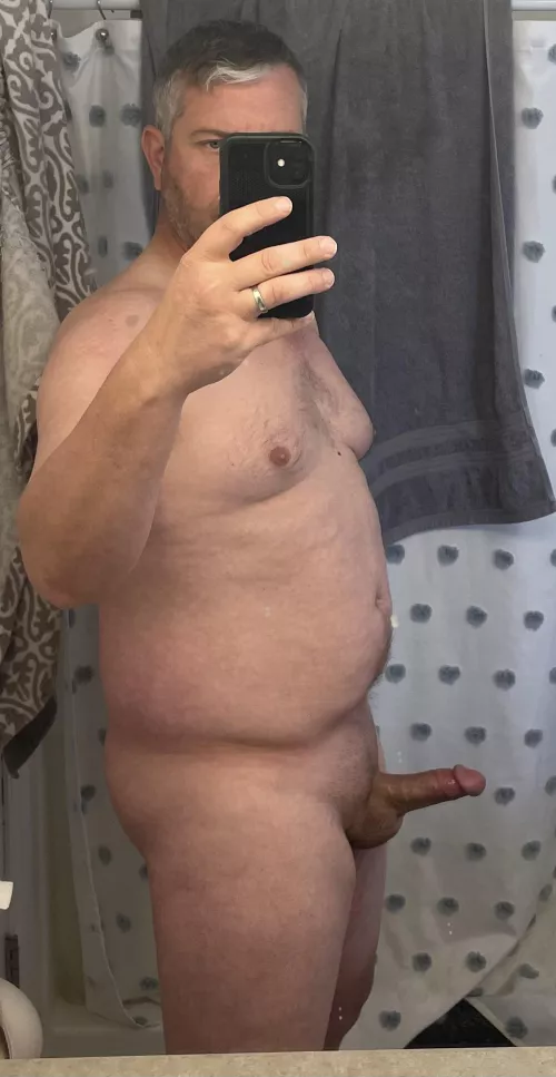 [45] happy hump day y’all