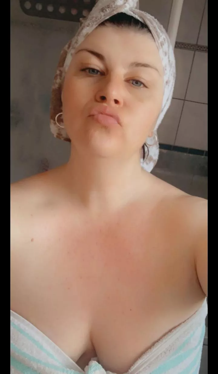 45F💋