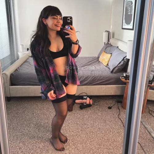 4ft 8” smol bean 🥰