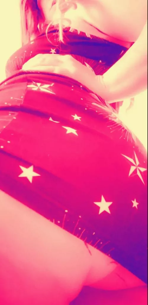 $5 SALE‼️ NO PPV on my page 🚫 Milf with a phatty 🍑 Over 2k pics and 500 videos 💦