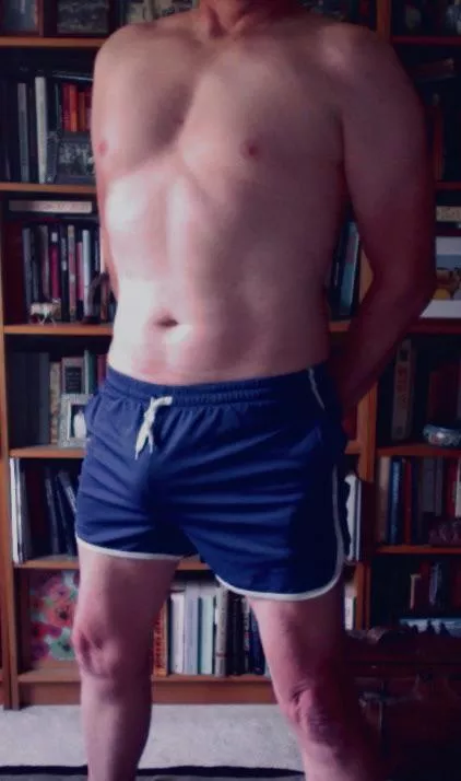 53 dad bulging in gym shorts