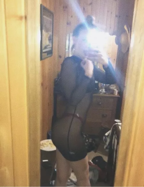 A good outfit for you to rip Into 😋