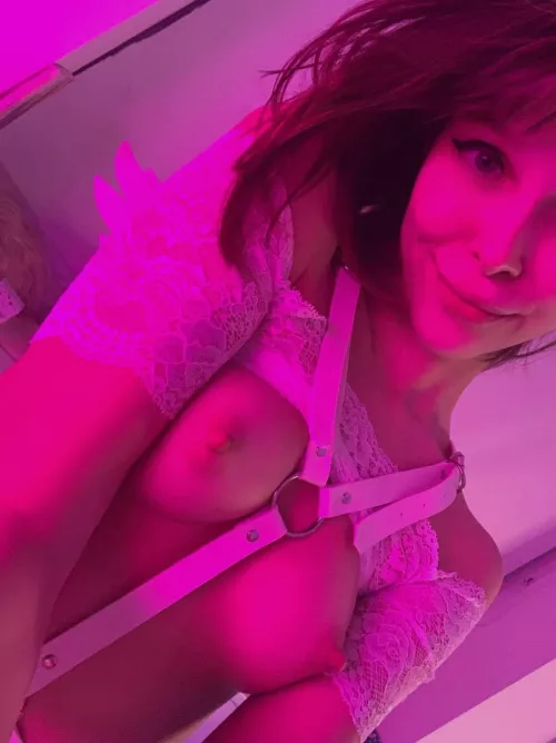 A little nudes for you. I hope, you like it