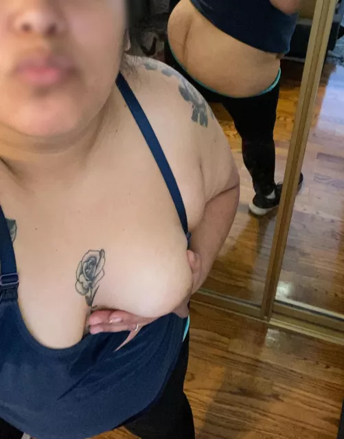 A little tease for Daddy. Do you think he’ll like it?