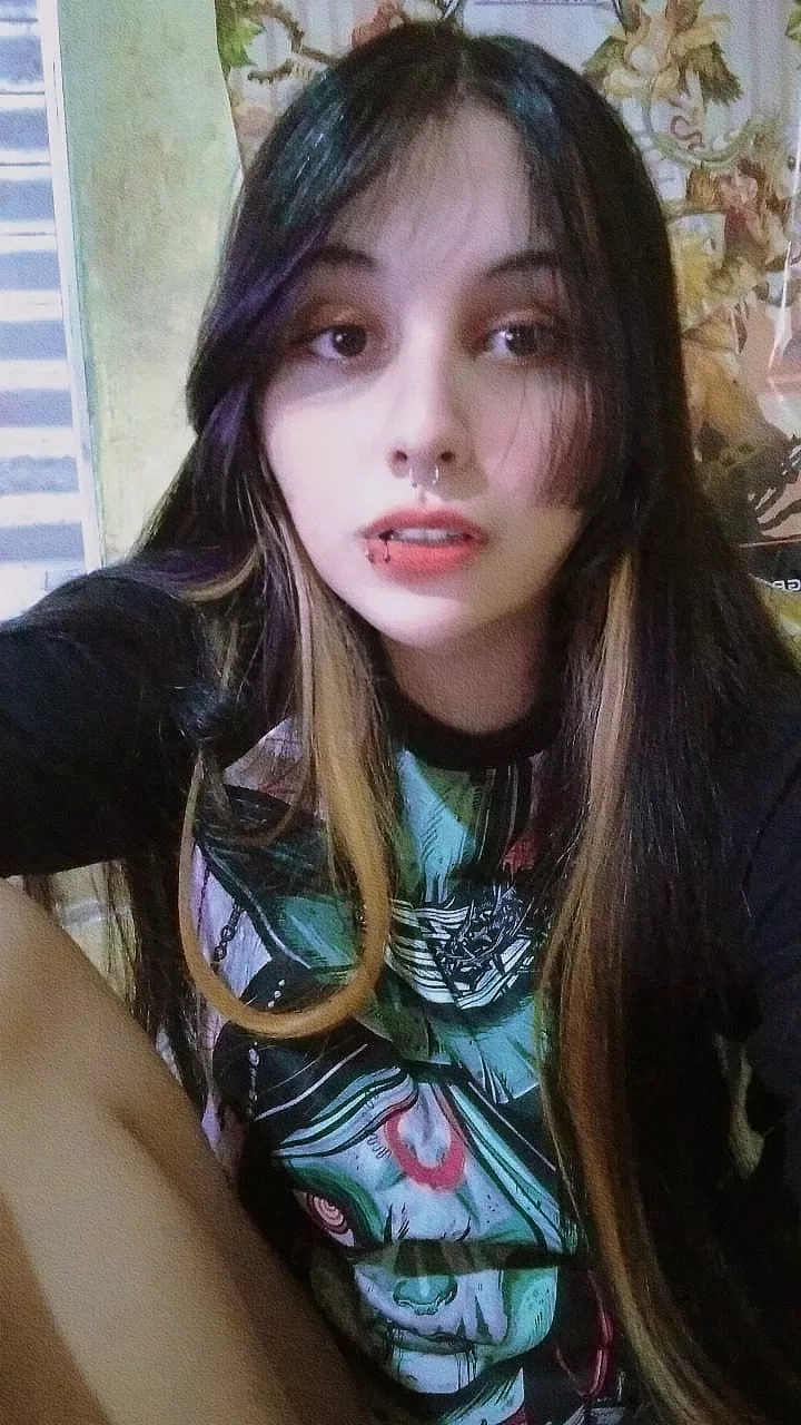 a quick break from lewd to share a selfie! can you take this emo girl for a date? 🥰