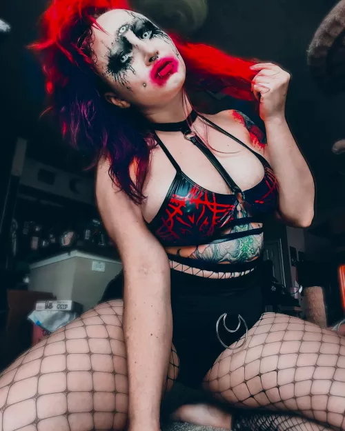 Abadon The Big Titty Goth GF