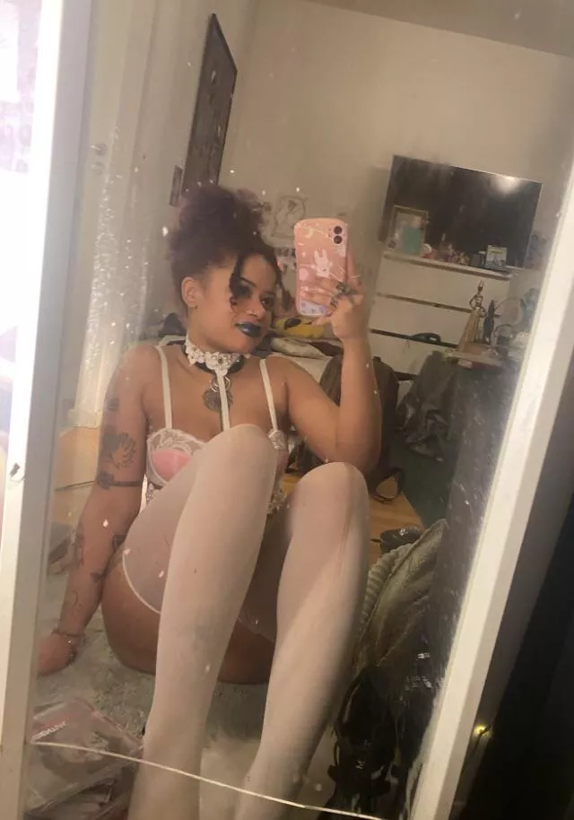 All white 🐇