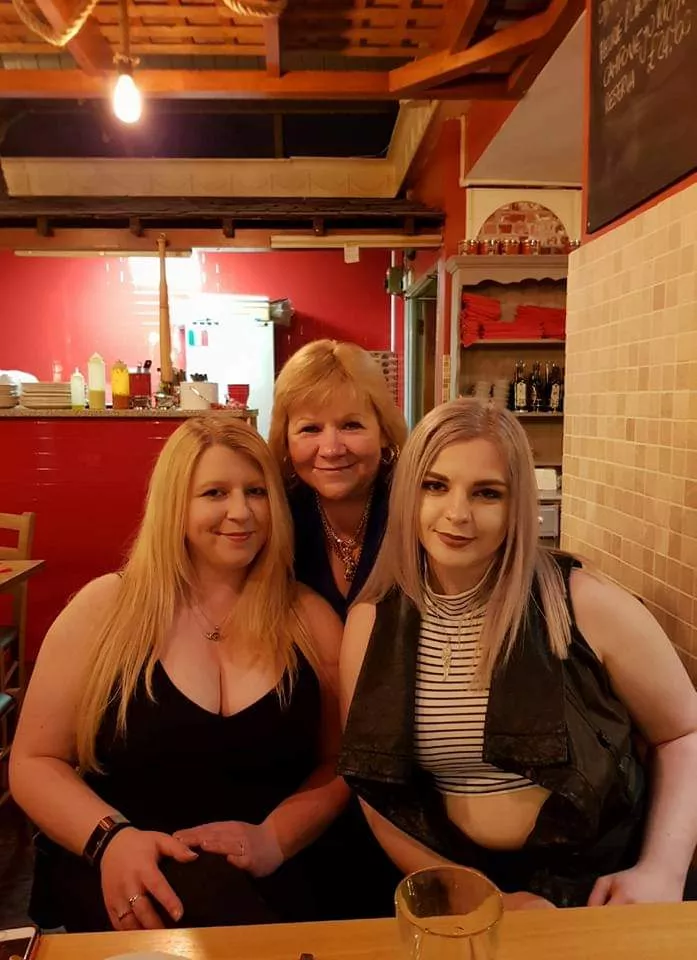 Alright let's get serious. 10ups for Michelle (right) to see her struggle to get a dildo in her tight cunt. (Dildo in her ass didn't help!) Alright let's get serious. 10ups for Michelle (right) to see her struggle to get a dildo in her tight cunt. (Dildo in her ass didn't help!)