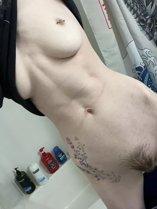 Always been told I’m too skinny but if I’m healthy that’s what matters most💙