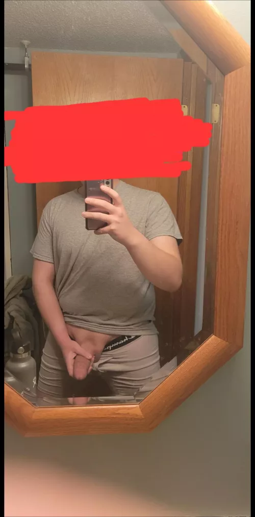 am i a good size? 8in x 6.6in DMs open