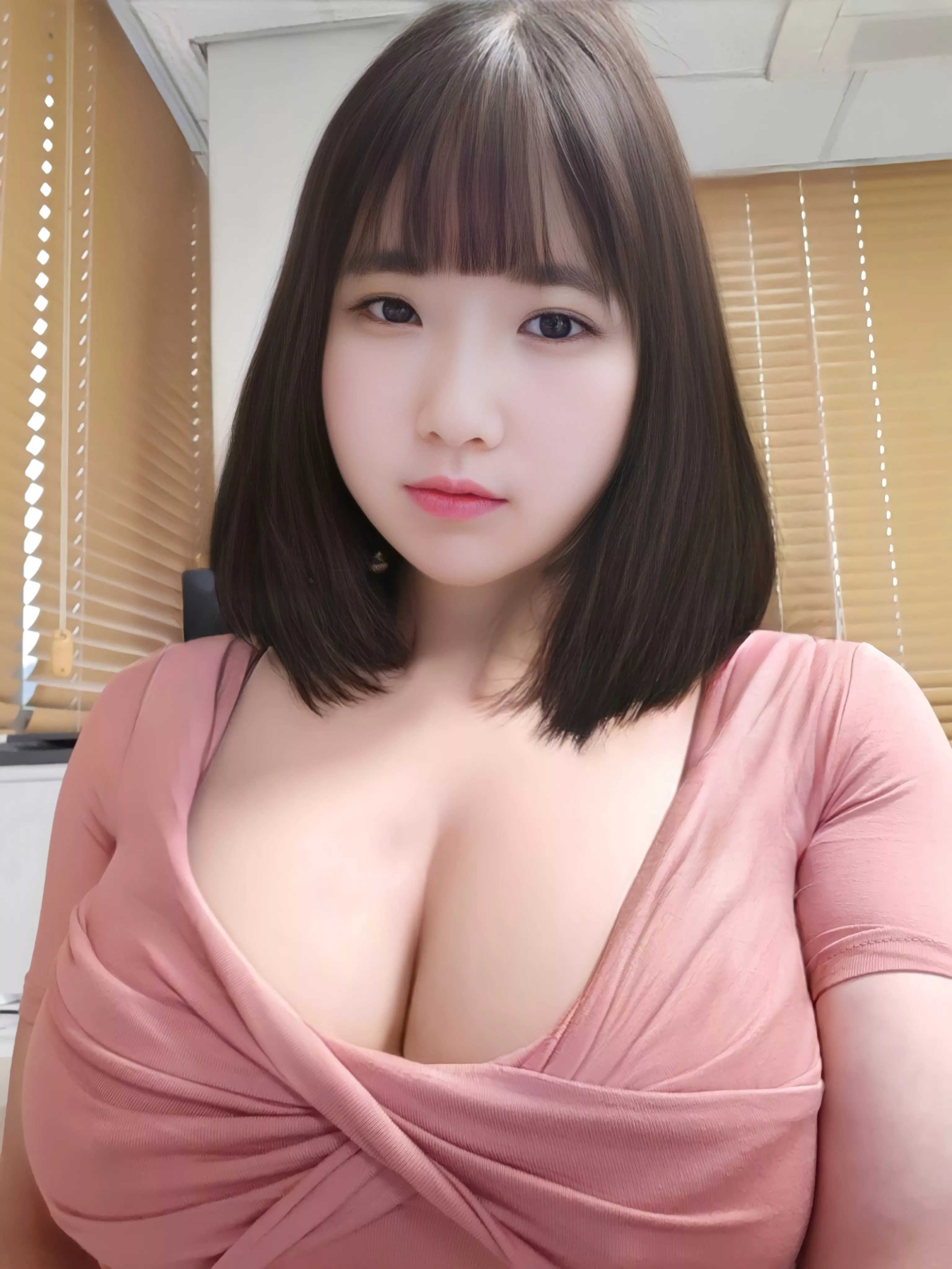 Am I busty? 🥰