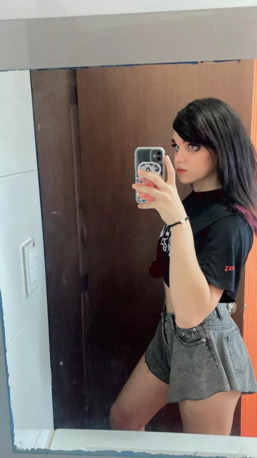 am i cute? 🥺