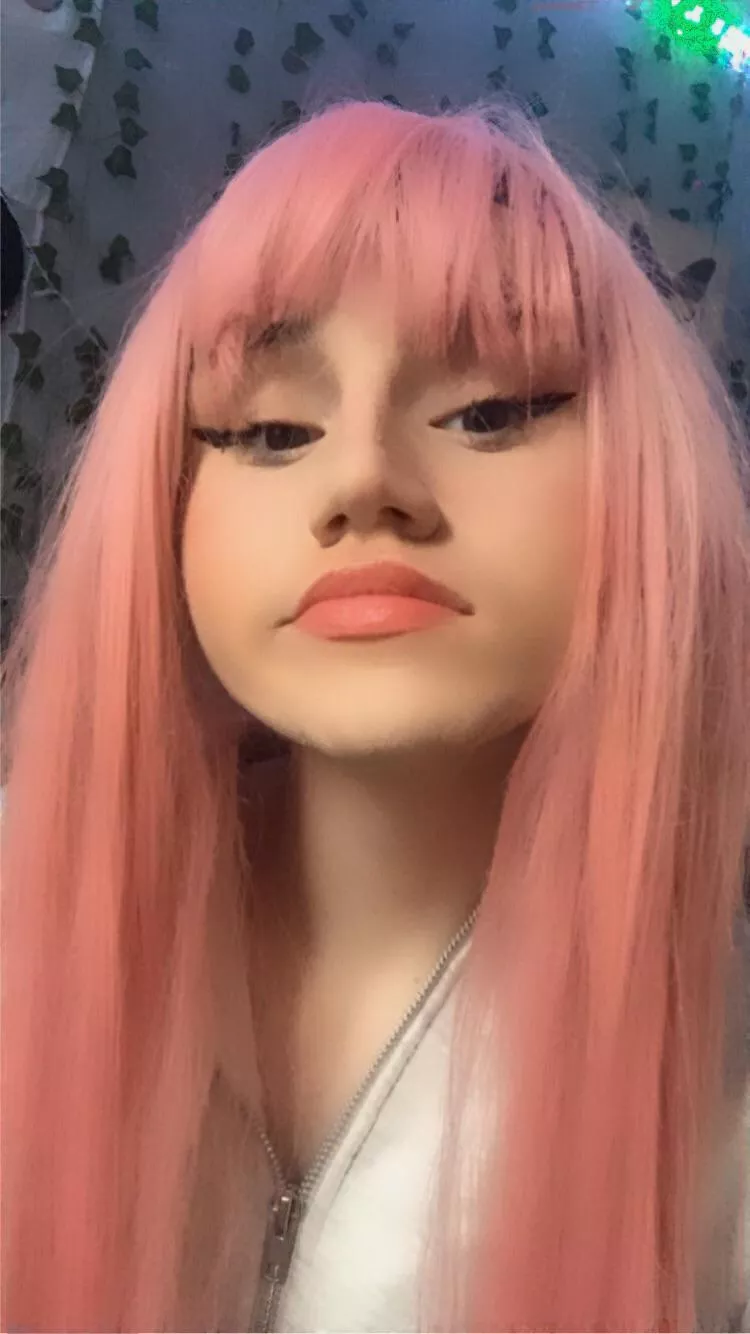 Am I pretty 🥺