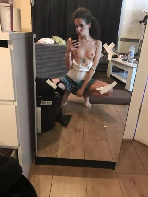 Another mirror selfie