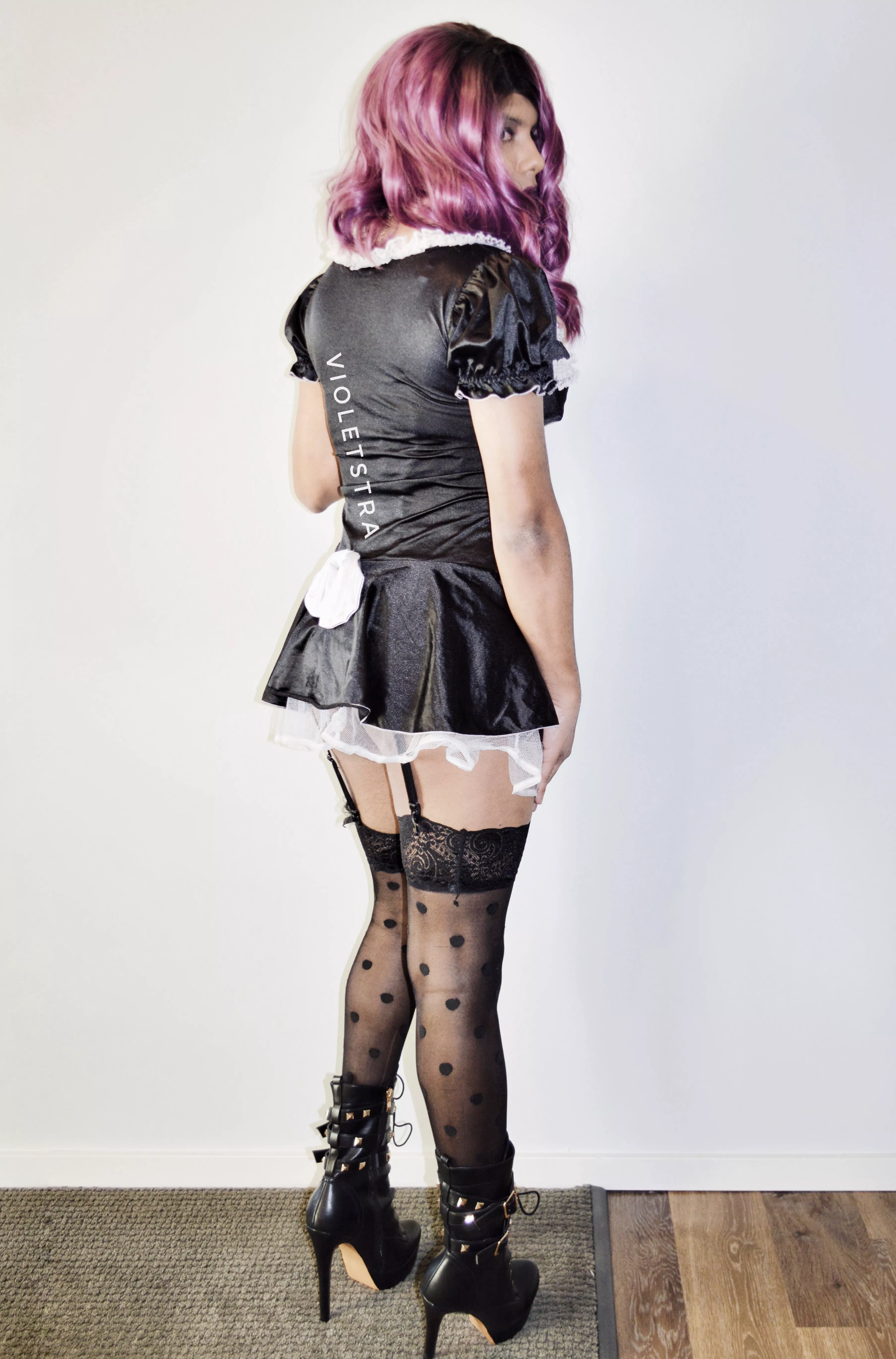 Any fans of a gothy maid 🎀