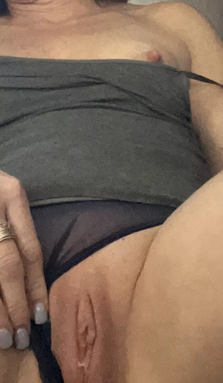 Any ladies interested in Sunday morning brunch