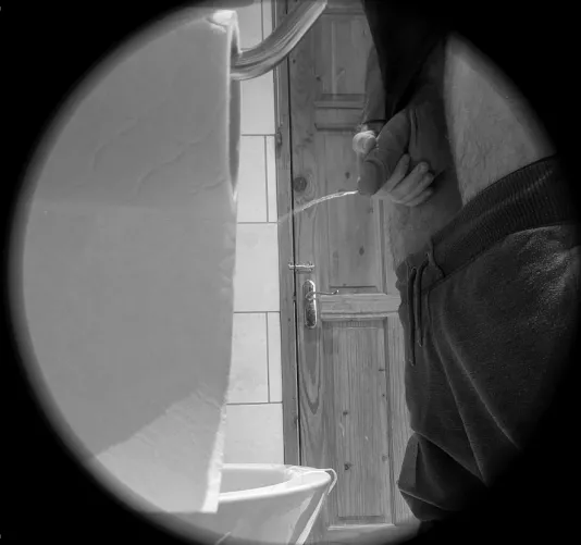 Any voyeurs out there?