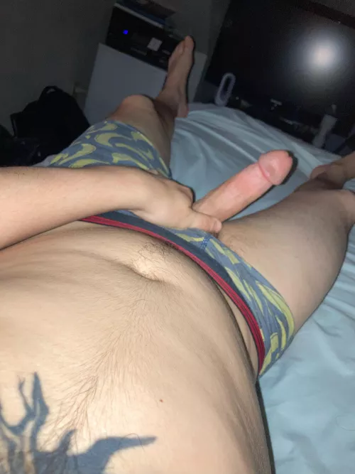 Anybody else’s night looking the same as mine? Wish I had a mouth to use for tonight