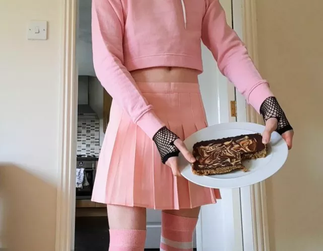 Anybody want to try my flapjack? 🥺