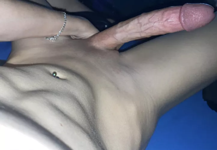 Anyone wanna play with me ?😏