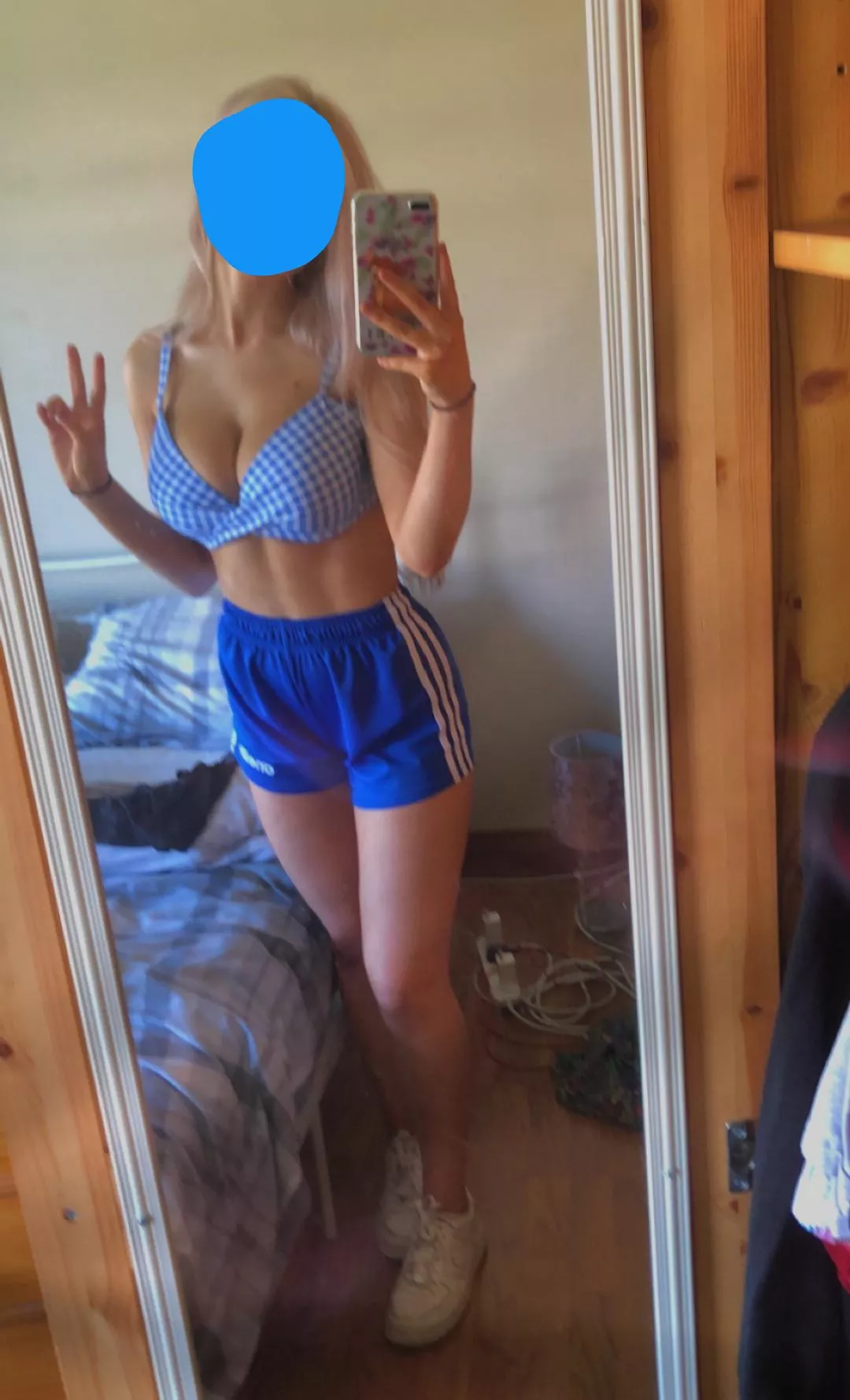 anyone want to bust a nut over my busty teen sis? [Kik - awrjqijdjl]
