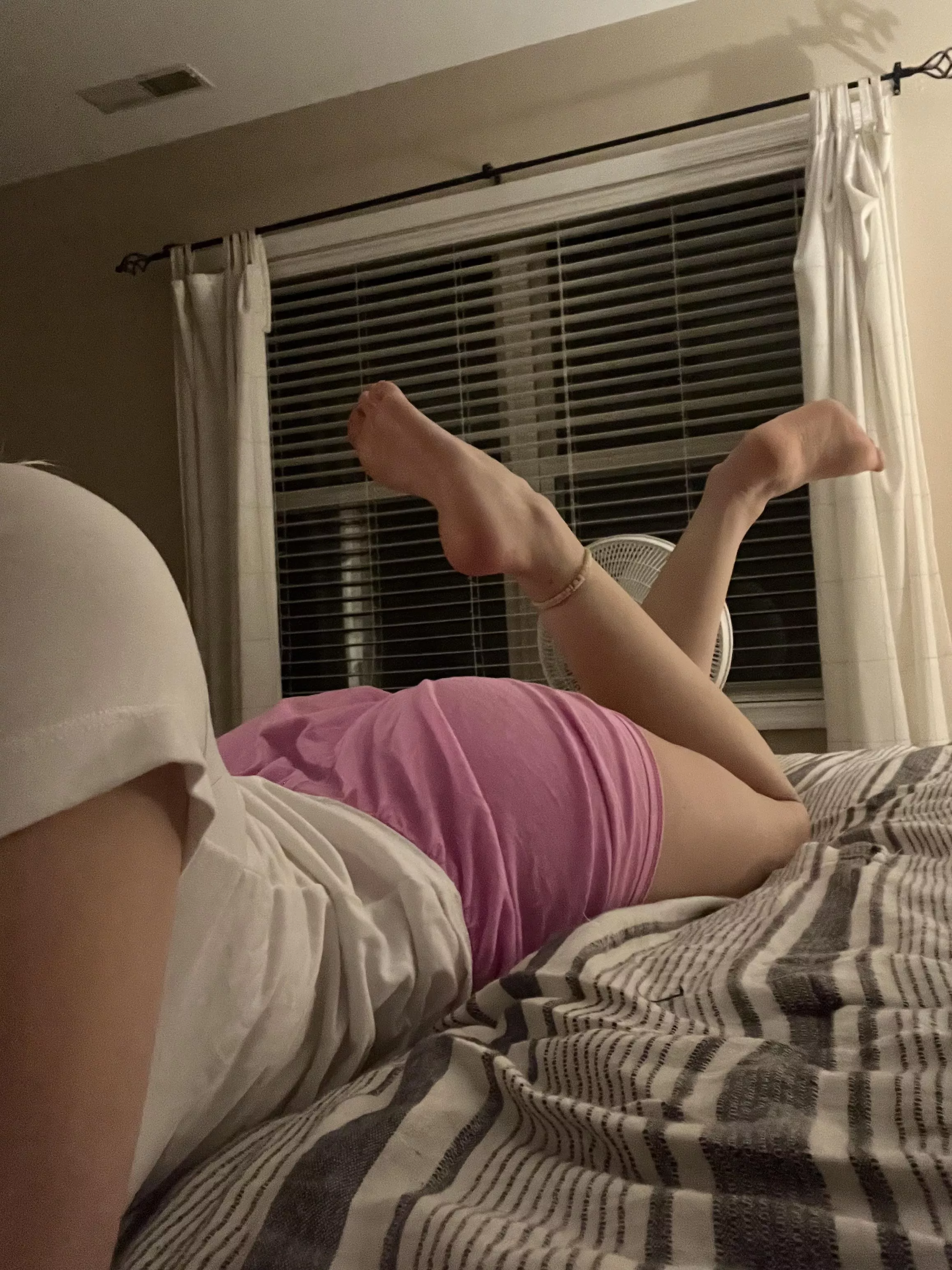 Arches up