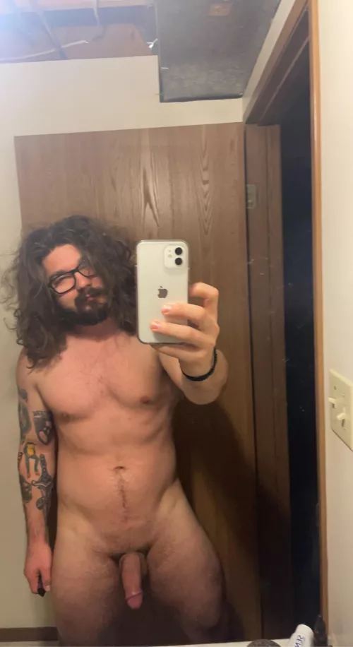 Are half-chubs welcome here? No..? Then I guess one of you better bring me to full mast 😇🙏🏼