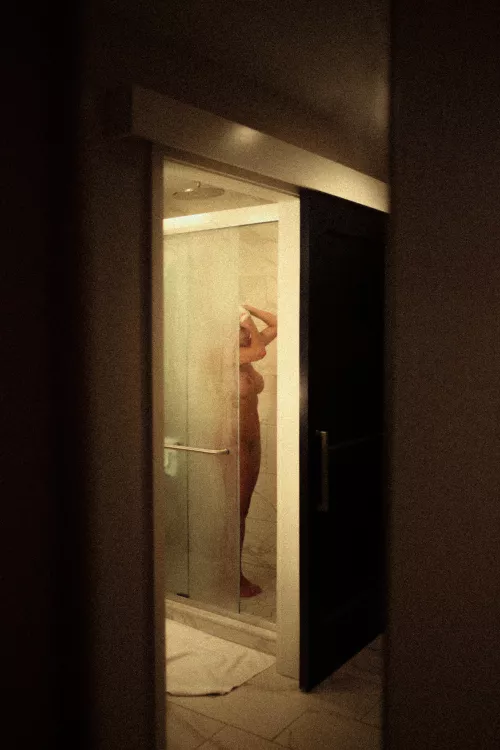 Artsy showering 🤩🤩🤩