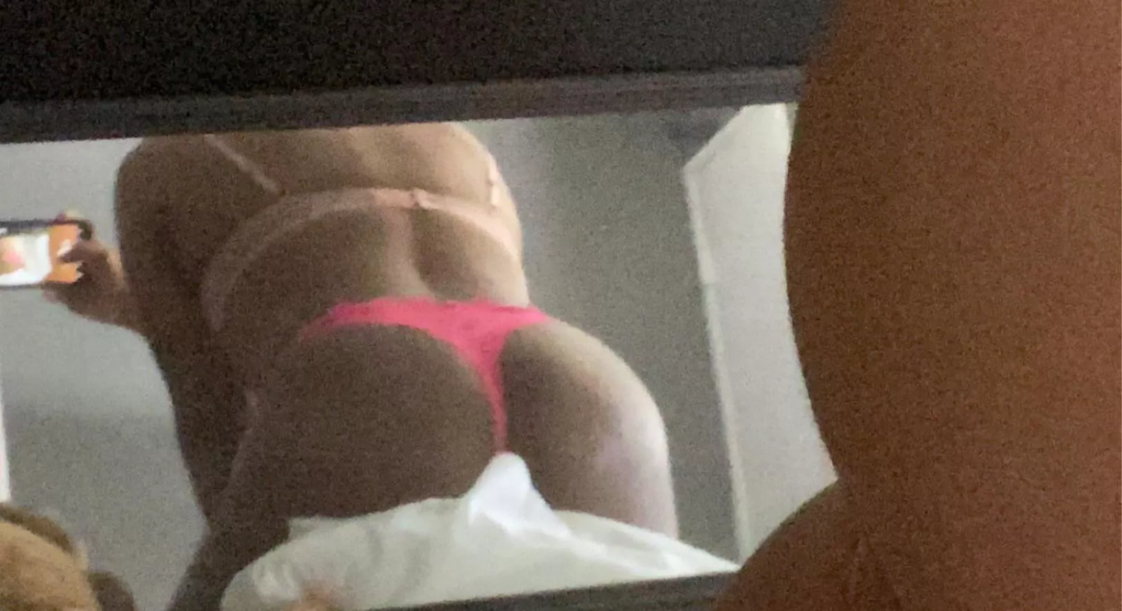 Ass check!!