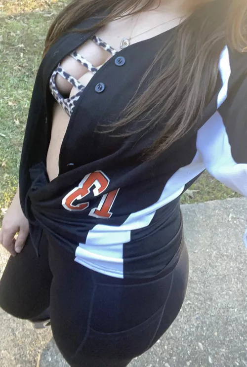 Baseball season is my favorite 🔥 come coach me daddy 😉